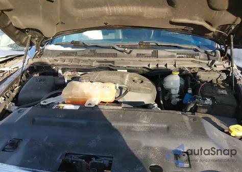 2016 Ram 1500 Laramie z USA, uszkodzony, nr VIN 1C6RR7VM0GS208919